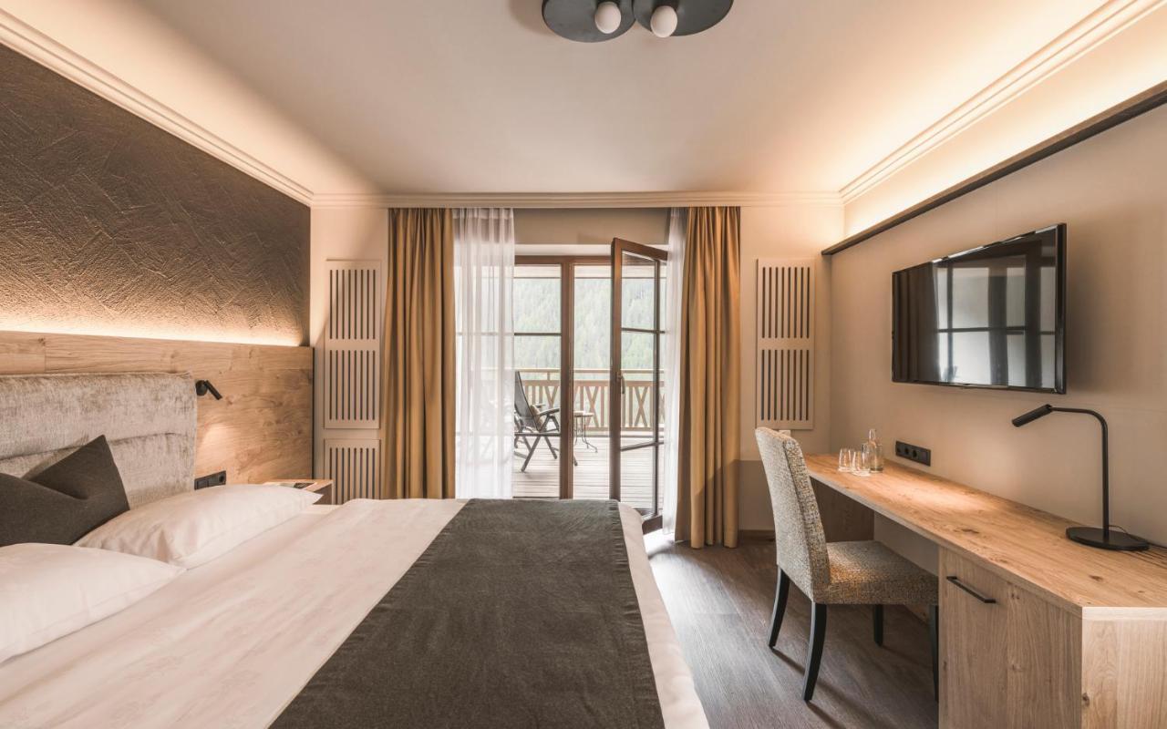 Falkensteiner Hotel & Spa Falkensteinerhof Valles Dış mekan fotoğraf