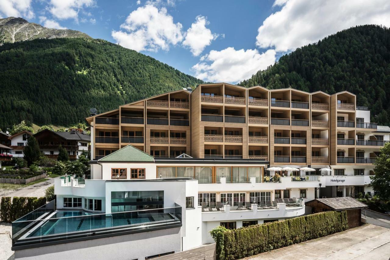 Falkensteiner Hotel & Spa Falkensteinerhof Valles Dış mekan fotoğraf